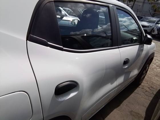 RENAULT KWID 1.0 12V SCE FLEX ZEN MANUAL RENAULT KWID 1.0 12V SCE FLEX ZEN MANUAL